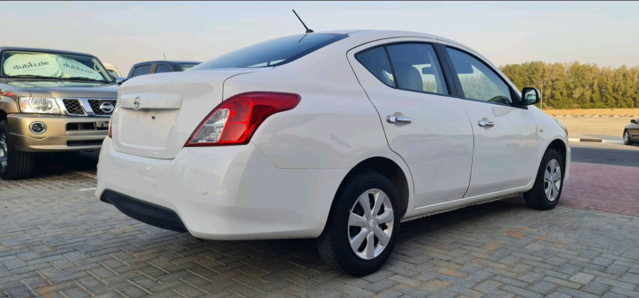 Nissan Sunny - Image 7