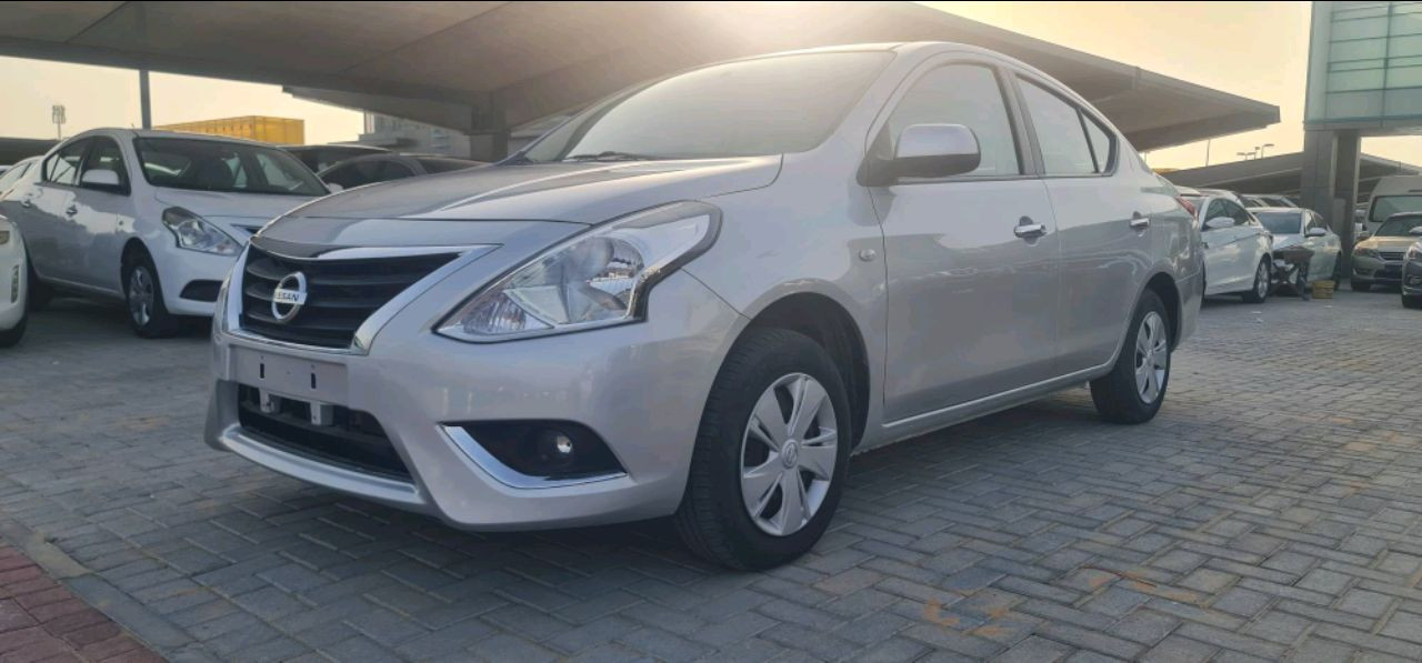 Nissan Sunny - Image 4