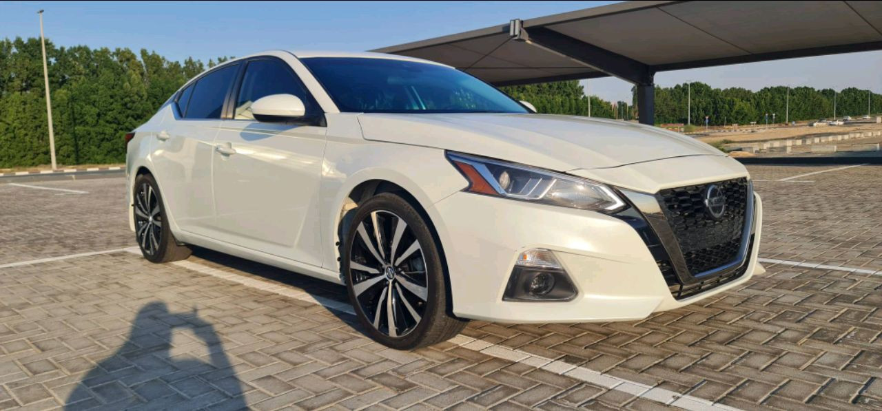 Nissan Altima - Image 3