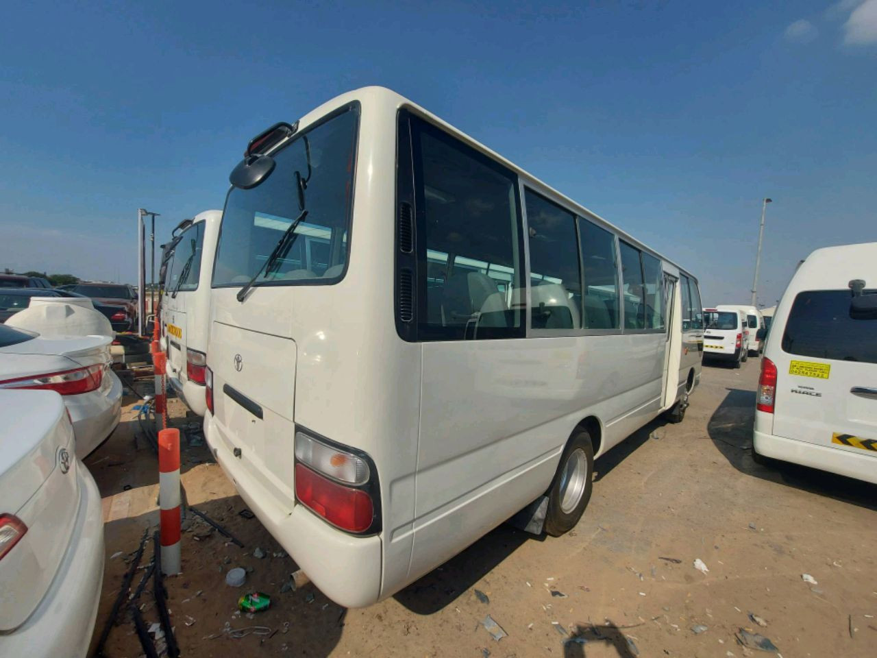 Toyota Coaster - Image 6