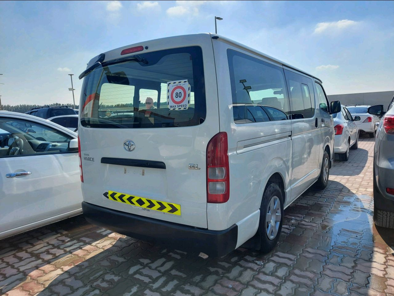 Toyota Hiace - Image 3