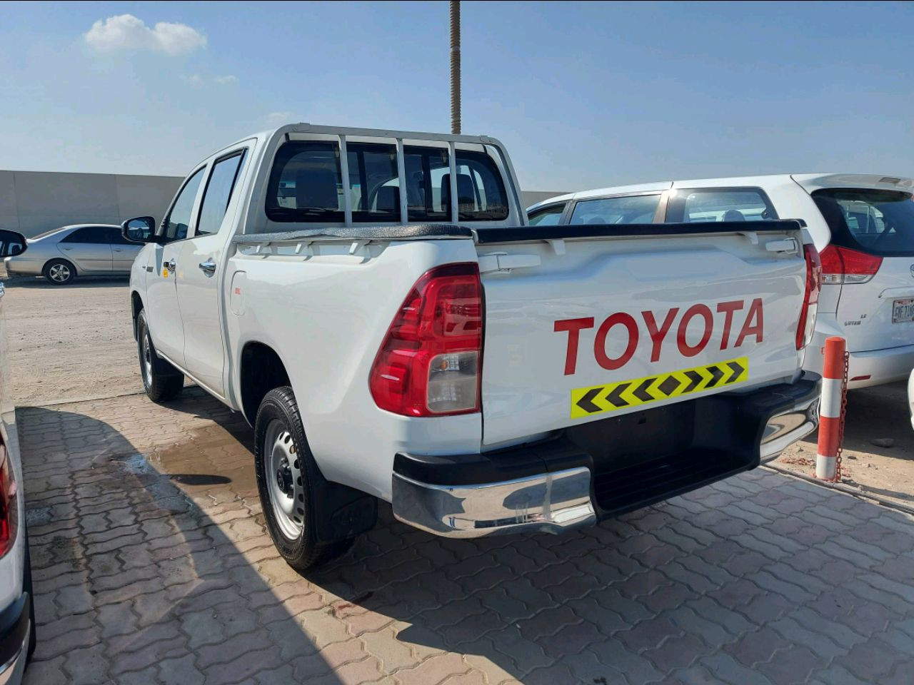 Toyota Hilux - Image 3