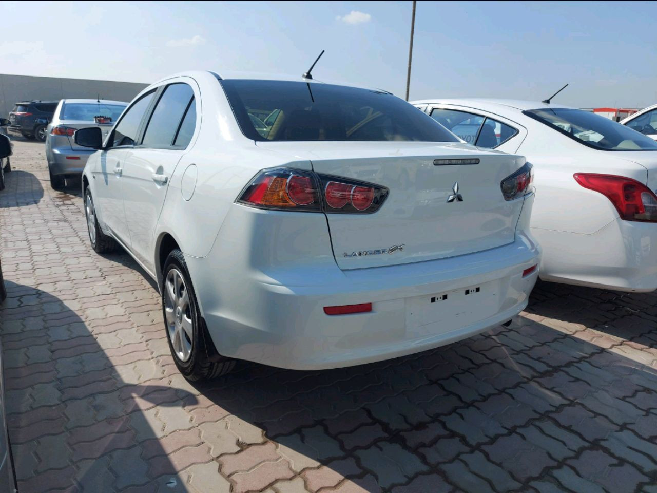 Mitsubishi Lancer - Image 4