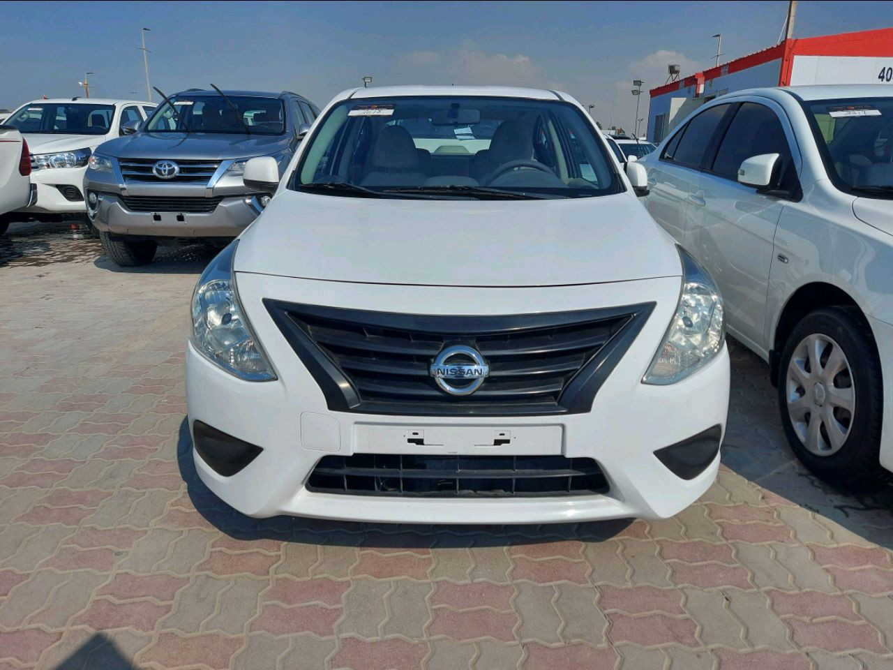 Nissan Sunny - Image 5