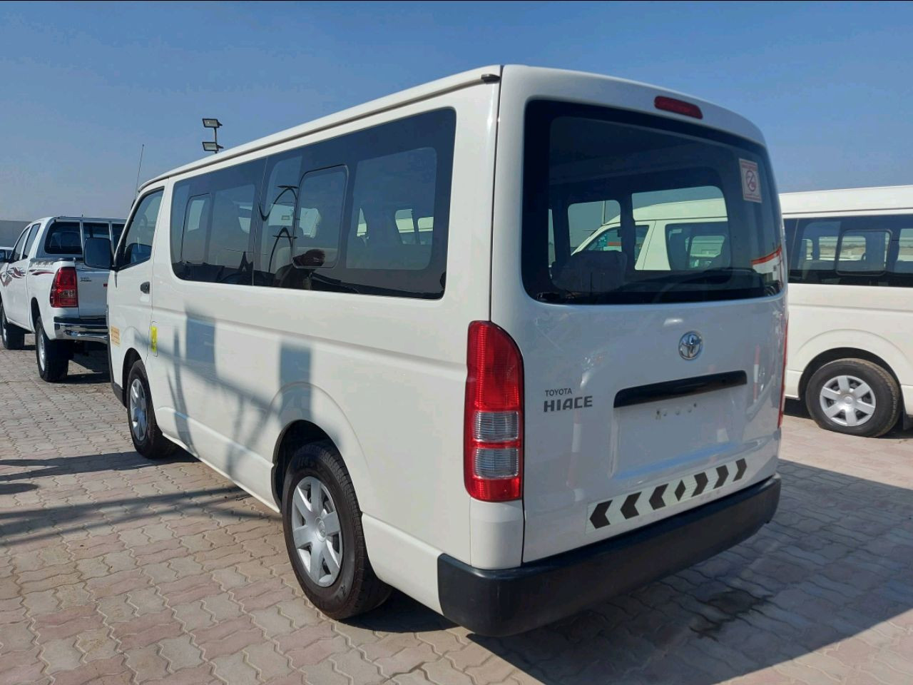 Toyota Hiace - Image 4