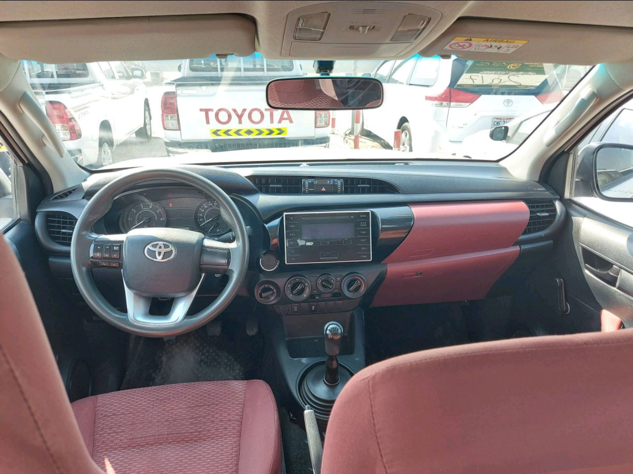 Toyota Hilux - Image 2