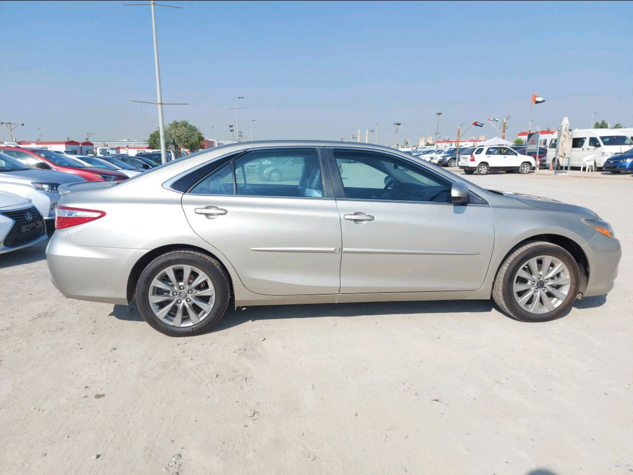 Toyota Camry - Image 4