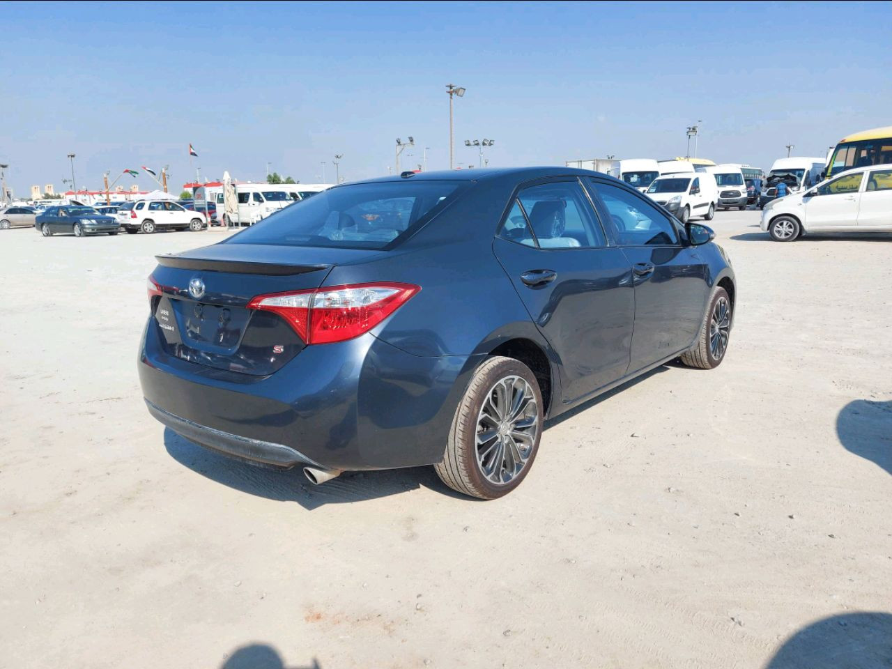 Toyota Corolla - Image 3