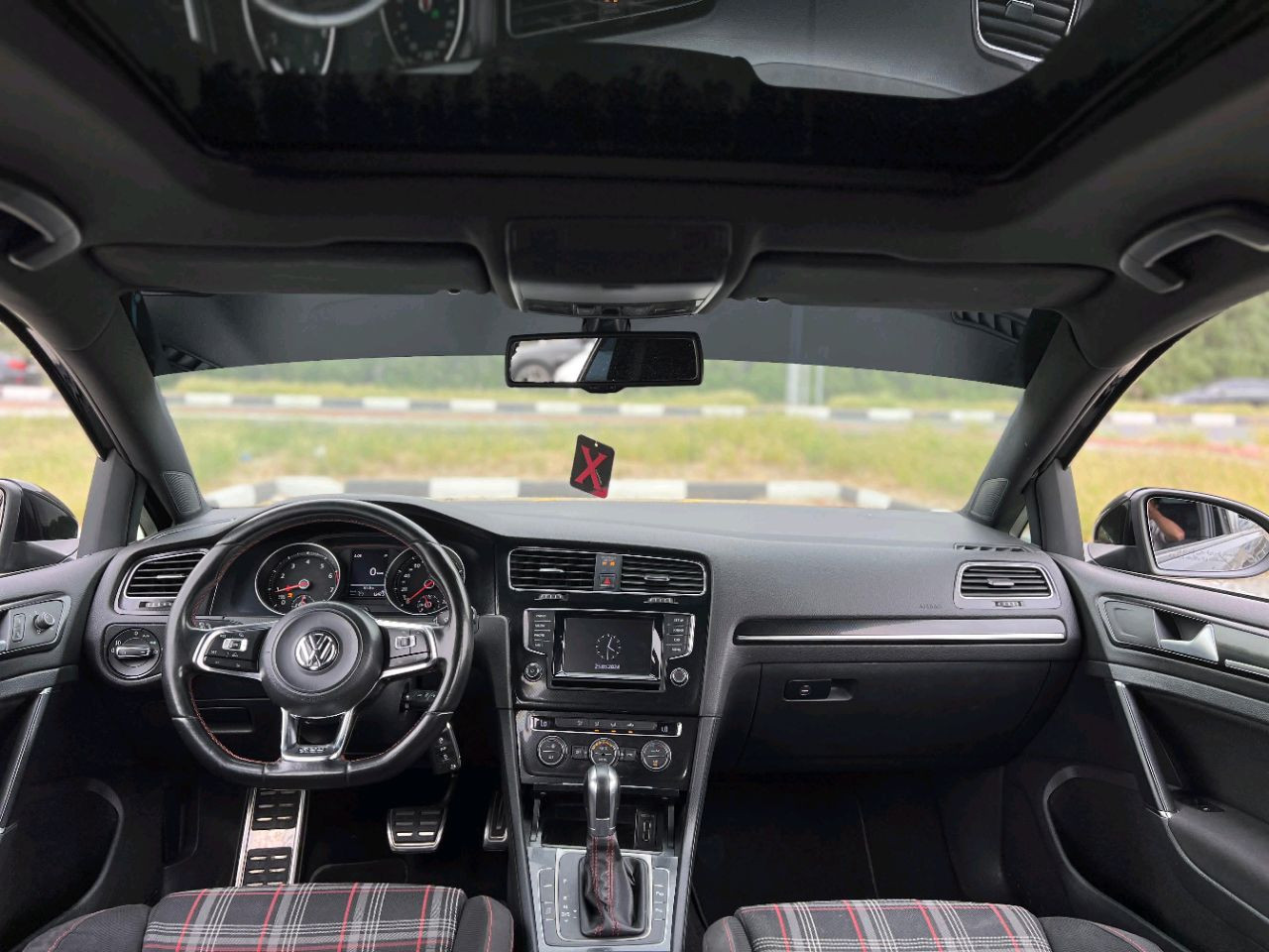 Volkswagen GTI - Image 9