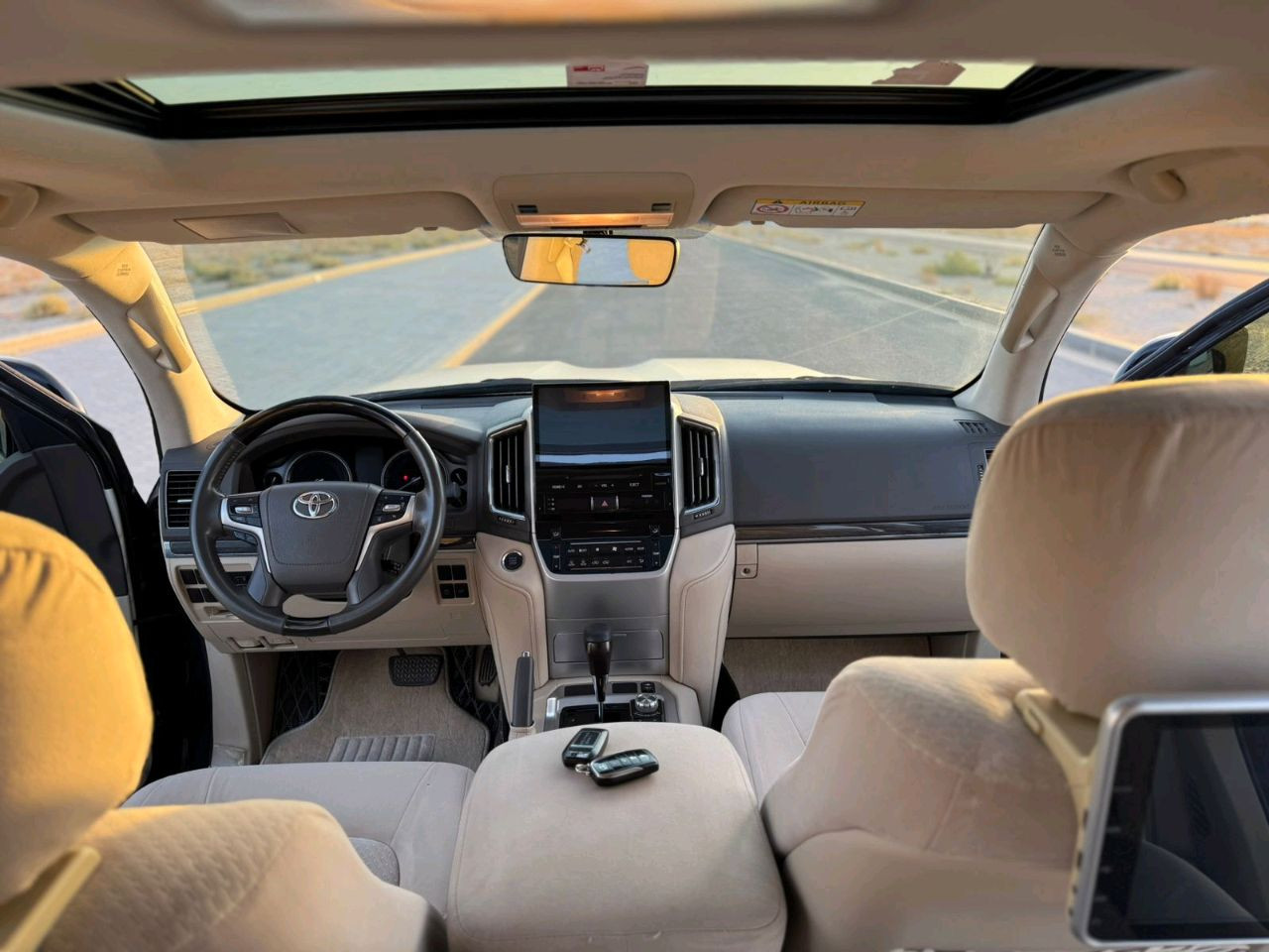 Toyota Land Cruiser - Image 12