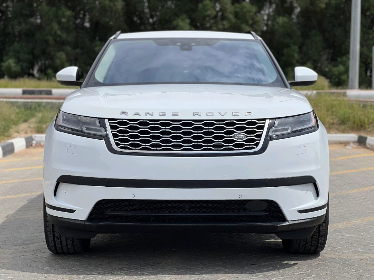 Range Rover VELAR - Image 3