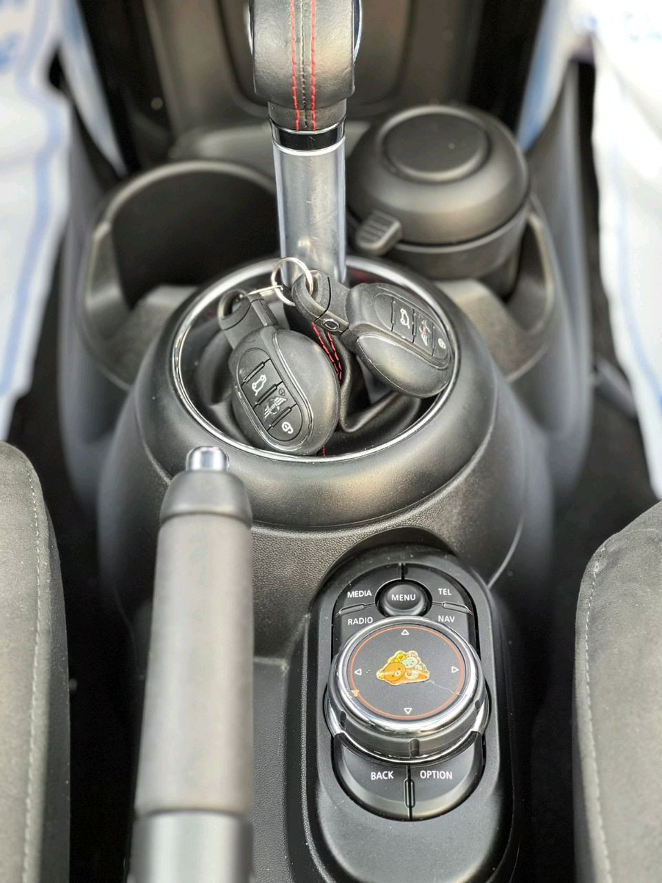 Mini Cooper Model S - Image 8