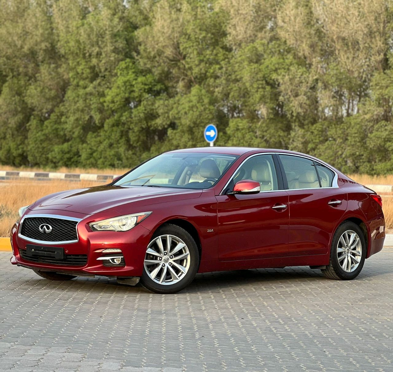 Infiniti Q50 - Image 4