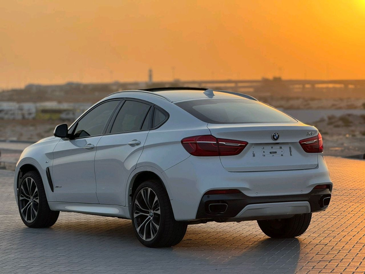 BMW X6 - Image 4