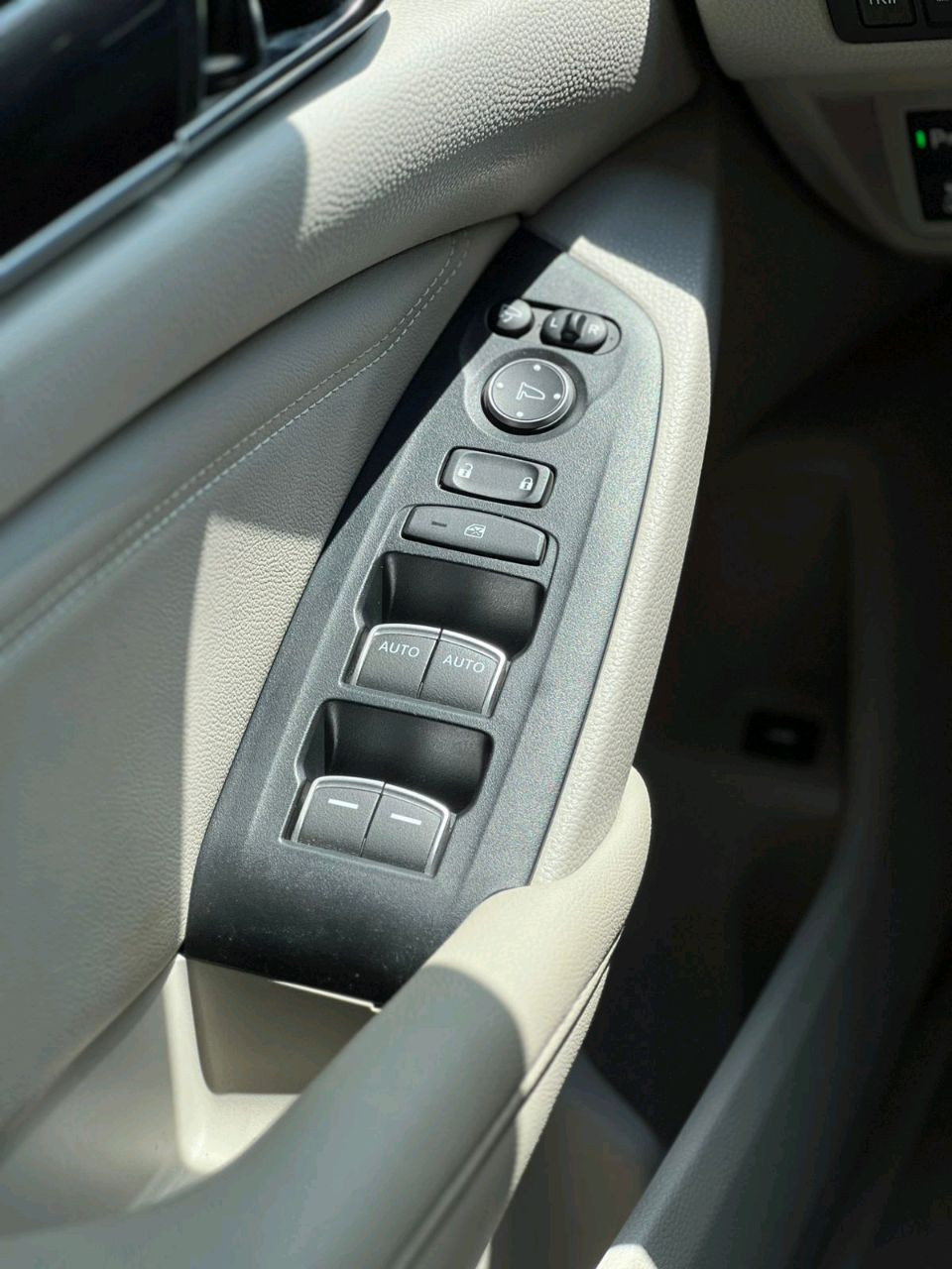 Honda Accord - Image 10