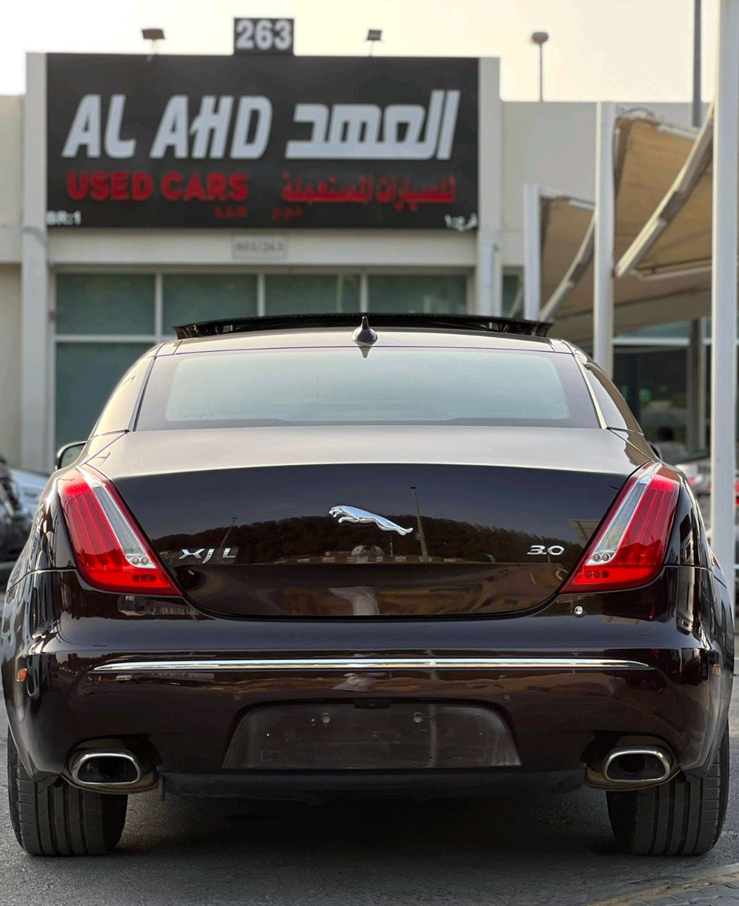 Jaguar XJ-Series - Image 7