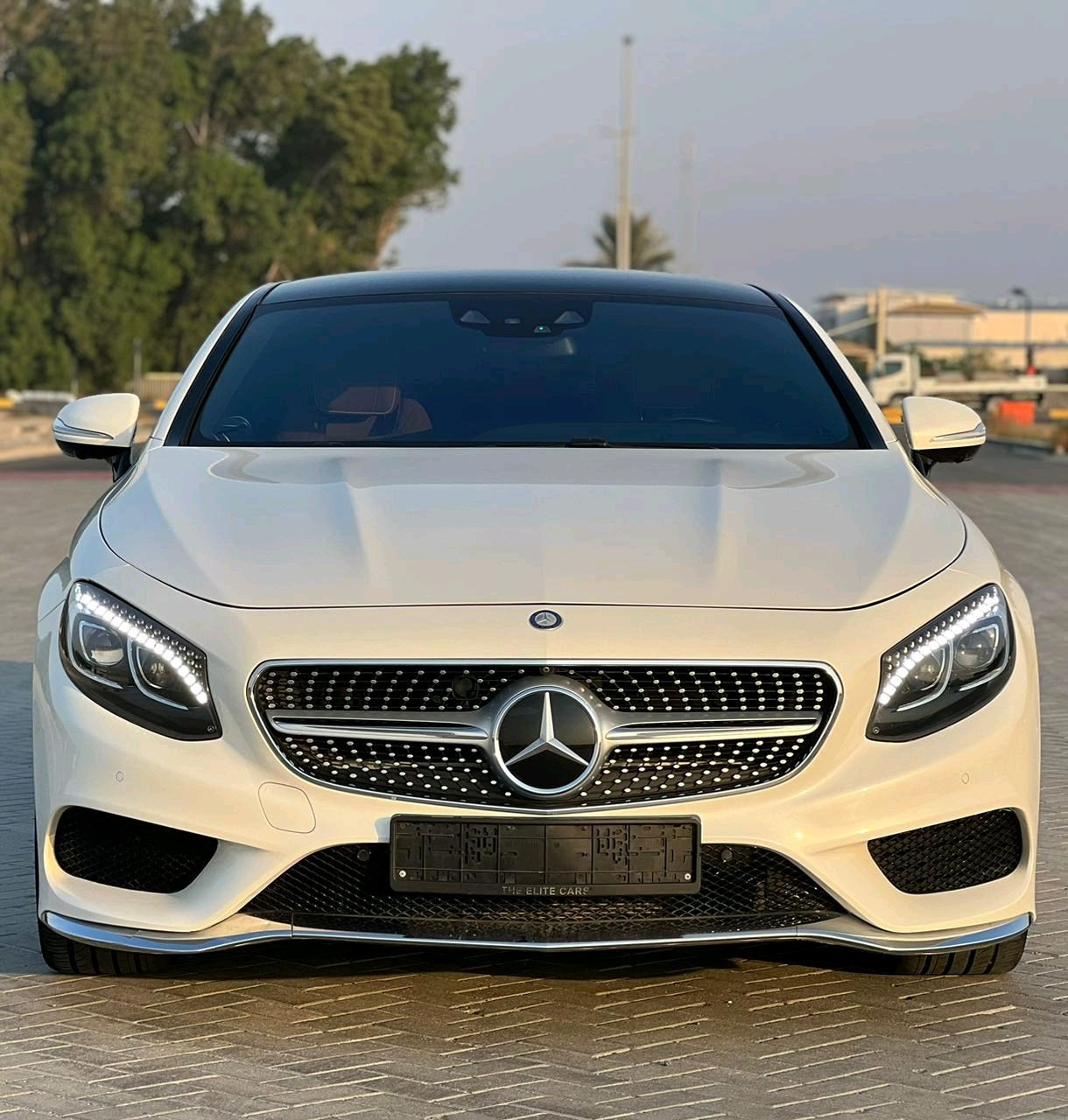 Mercedes Benz S-Class - Image 8