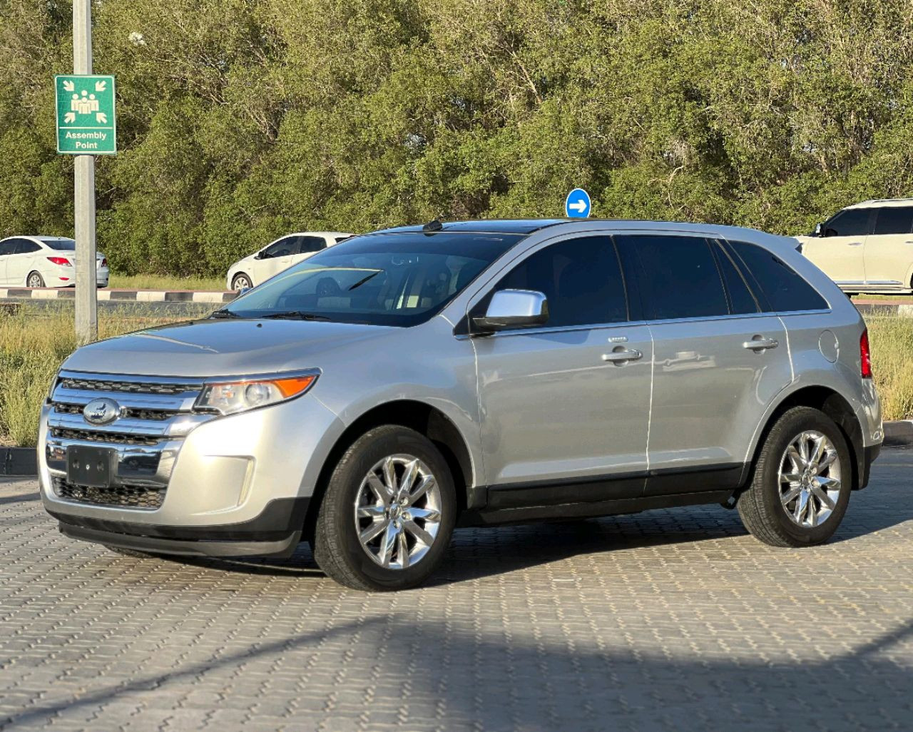 Ford Edge - Image 9