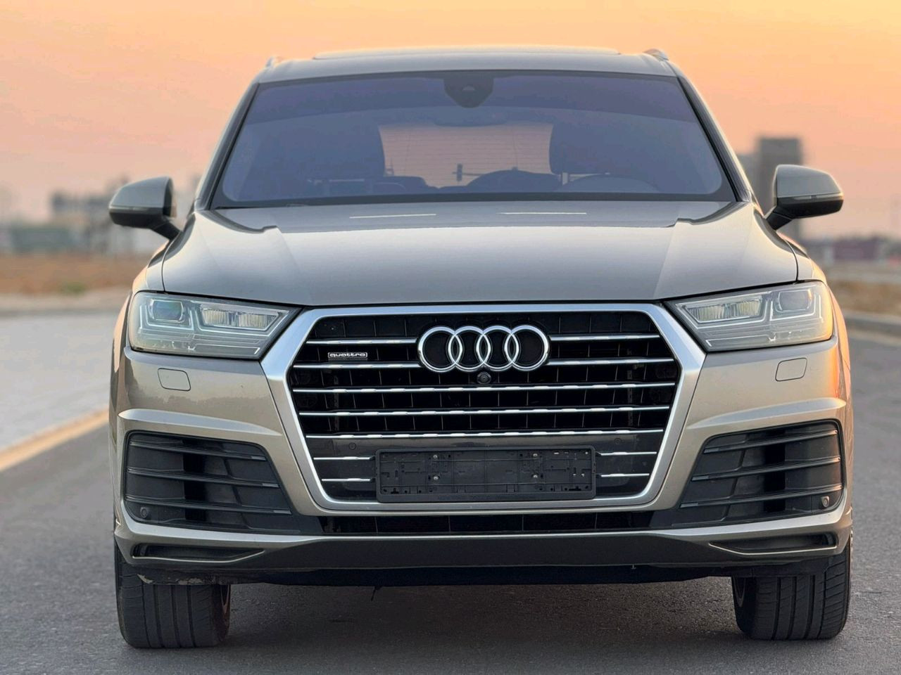 Audi Q7 - Image 7