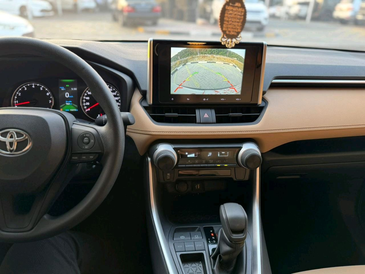 Toyota Rav 4 - Image 4