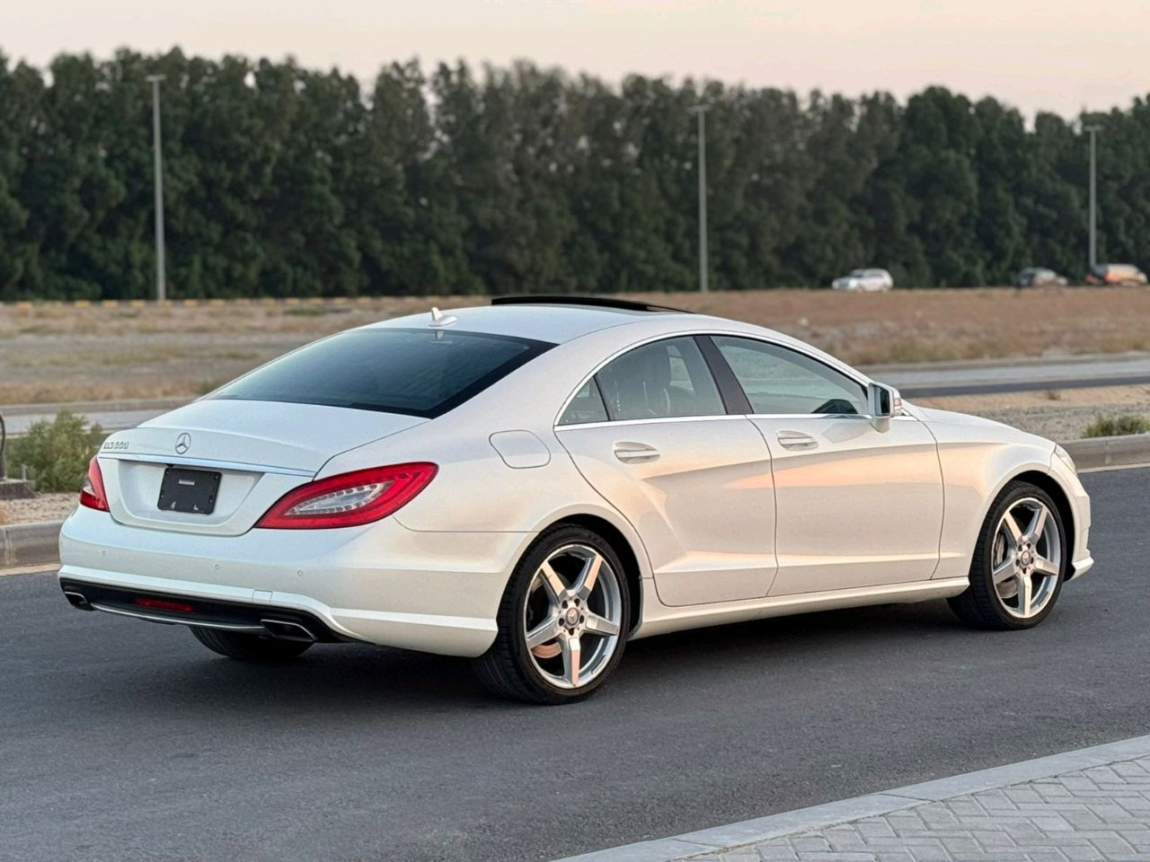 Mercedes Benz CLS-Class - Image 7