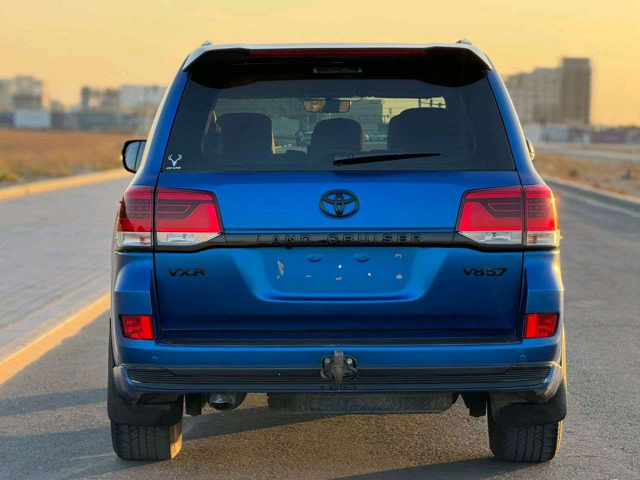 Toyota Land Cruiser - Image 9
