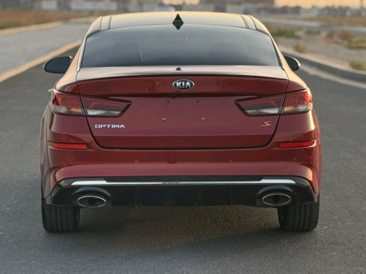 KIA Optima - Image 10