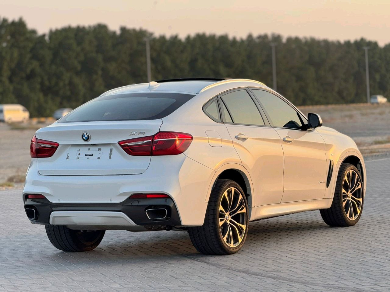 BMW X6 - Image 9