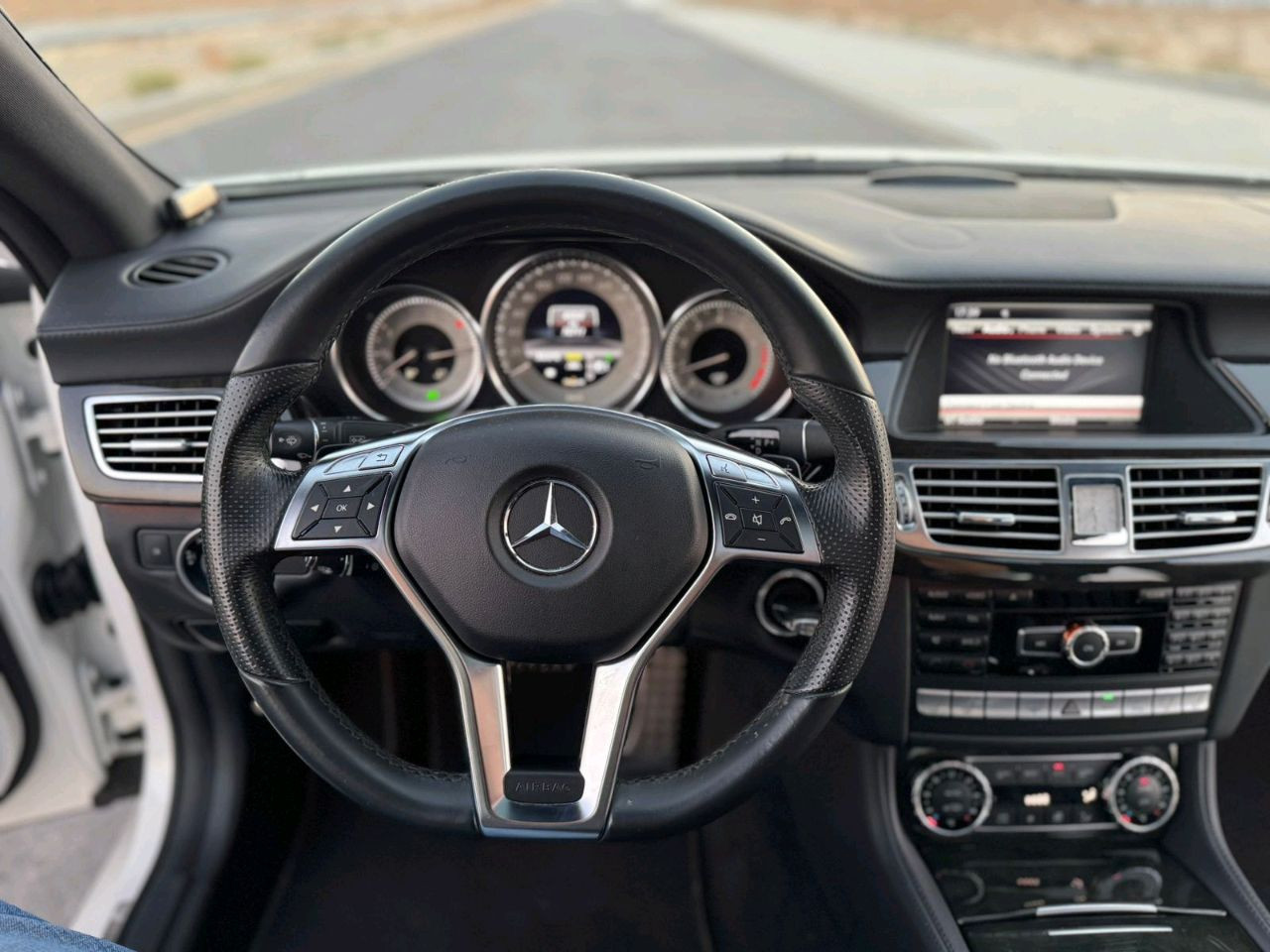 Mercedes Benz CLS-Class - Image 10