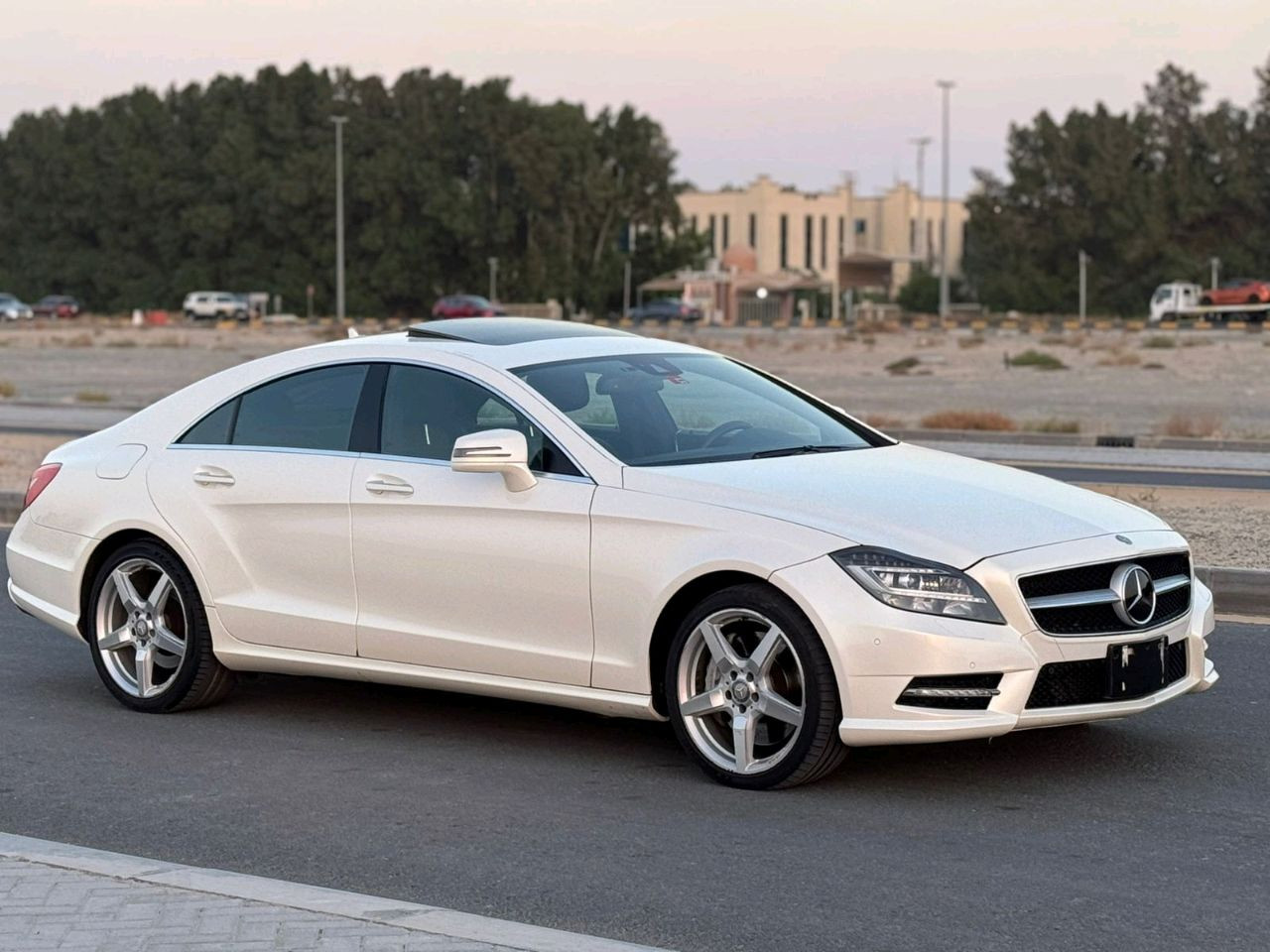 Mercedes Benz CLS-Class - Image 4