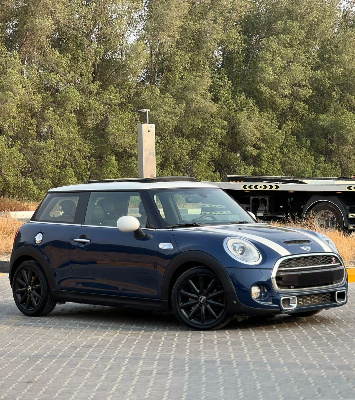 Mini Cooper Model S
