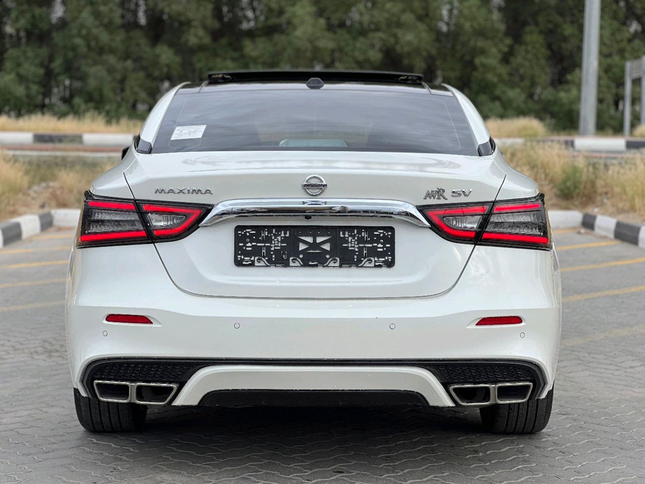 Nissan Maxima - Image 7