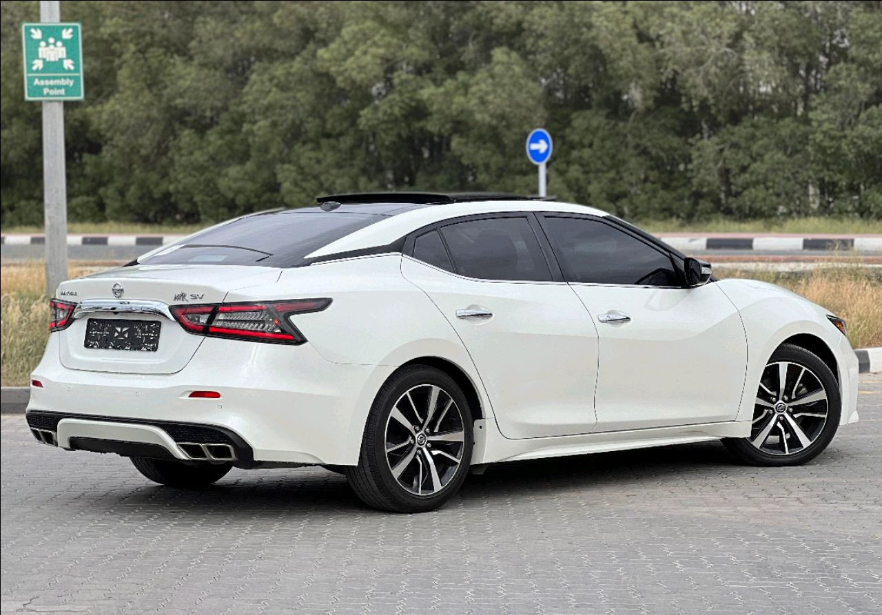 Nissan Maxima - Image 4