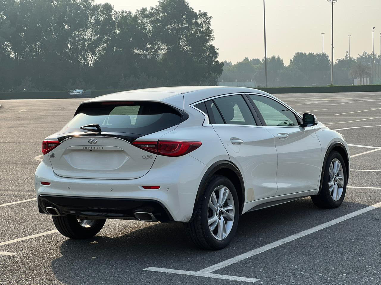 Infiniti Q30 - Image 5