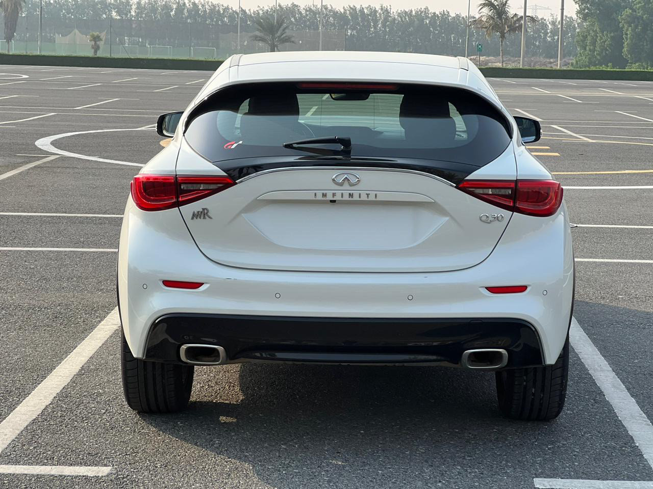 Infiniti Q30 - Image 2