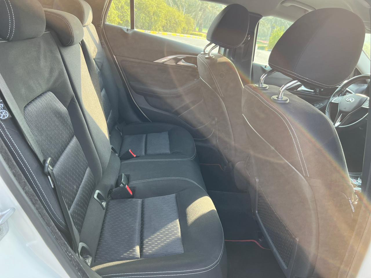 Infiniti Q30 - Image 14