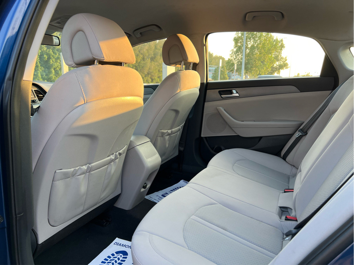 Hyundai Sonata - Image 23
