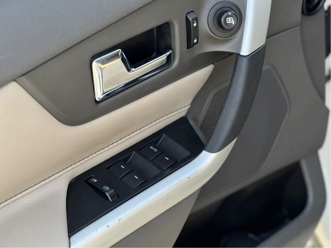 Ford Edge - Image 8