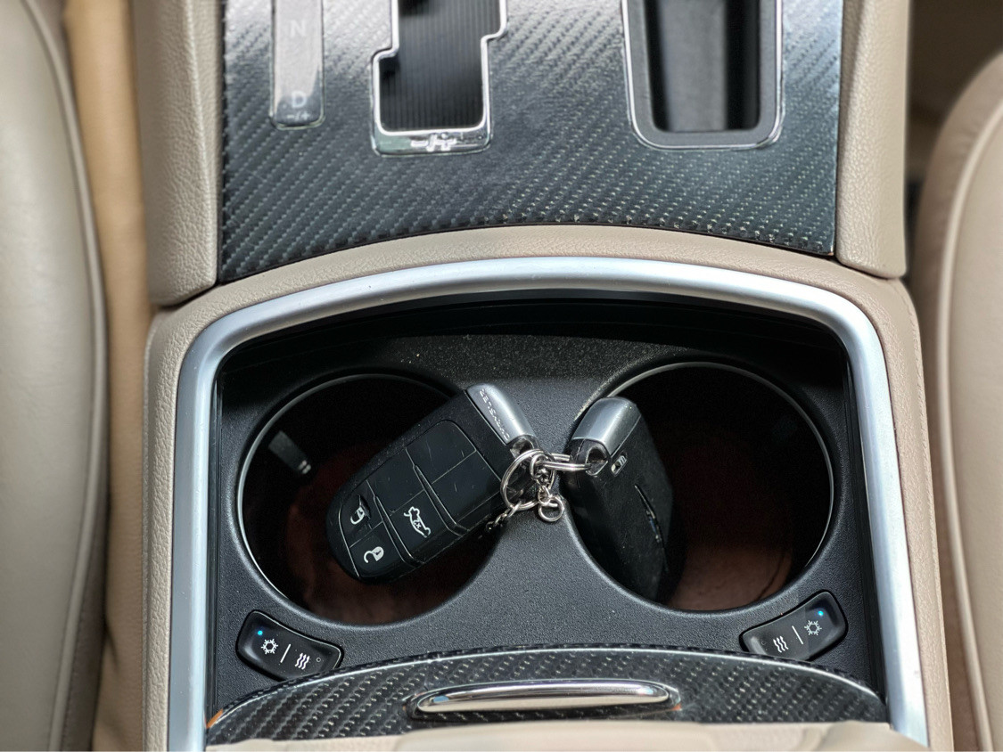 Chrysler 300M/300C - Image 15