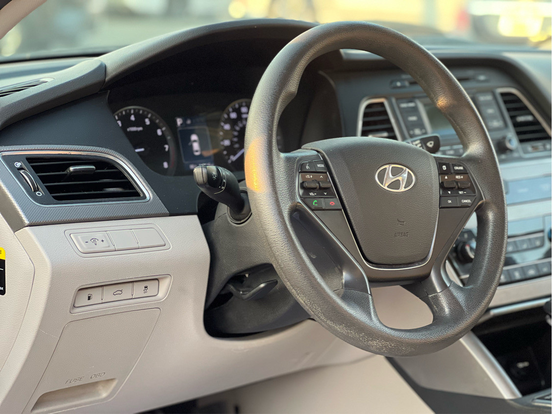 Hyundai Sonata - Image 22