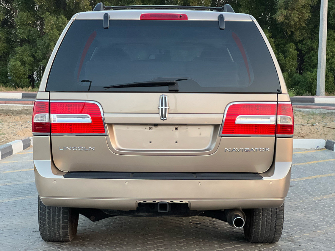 Lincoln Navigator - Image 5