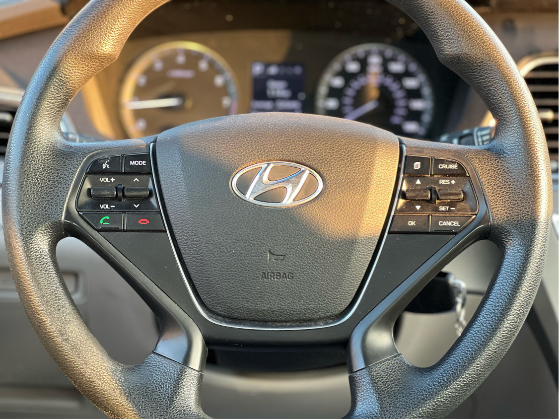 Hyundai Sonata - Image 26