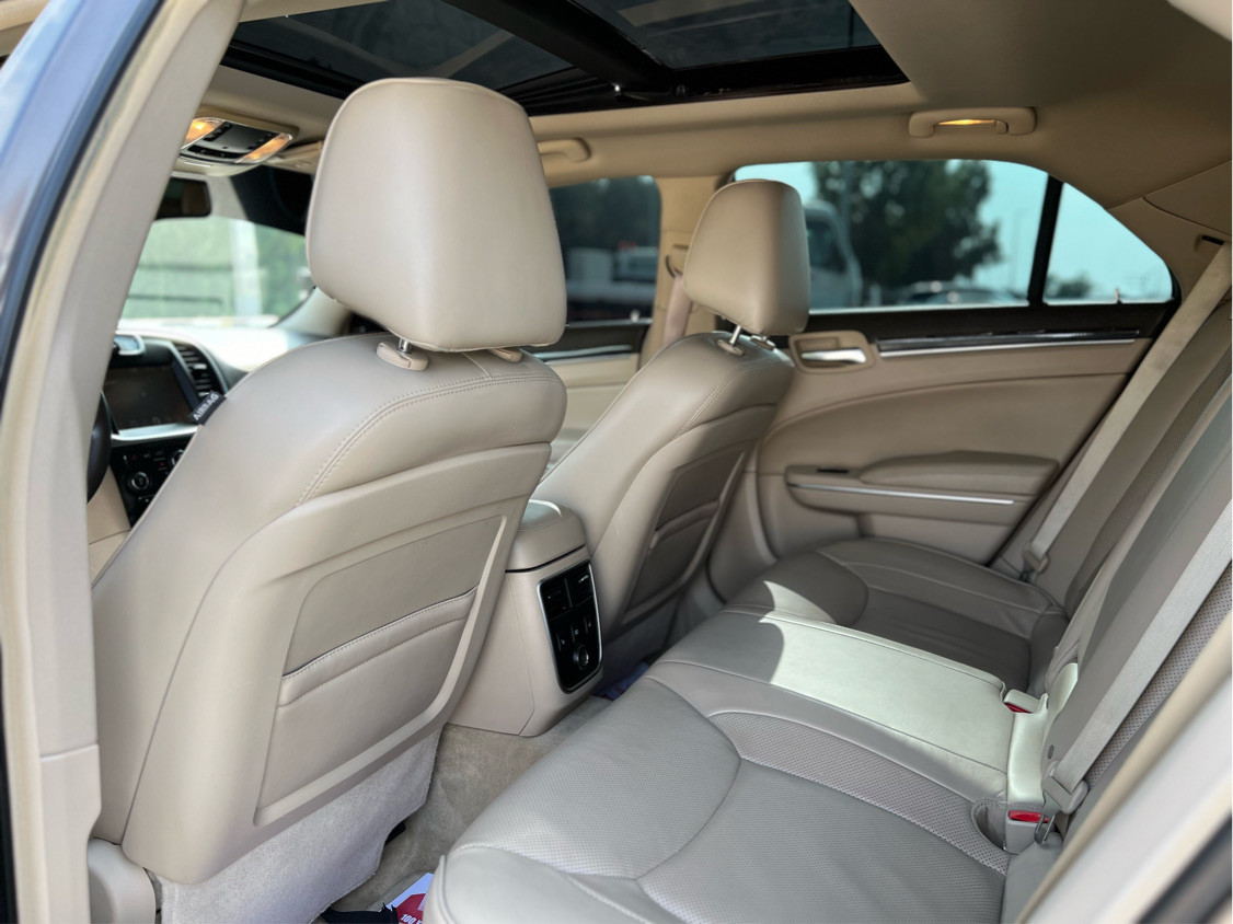 Chrysler 300M/300C - Image 11