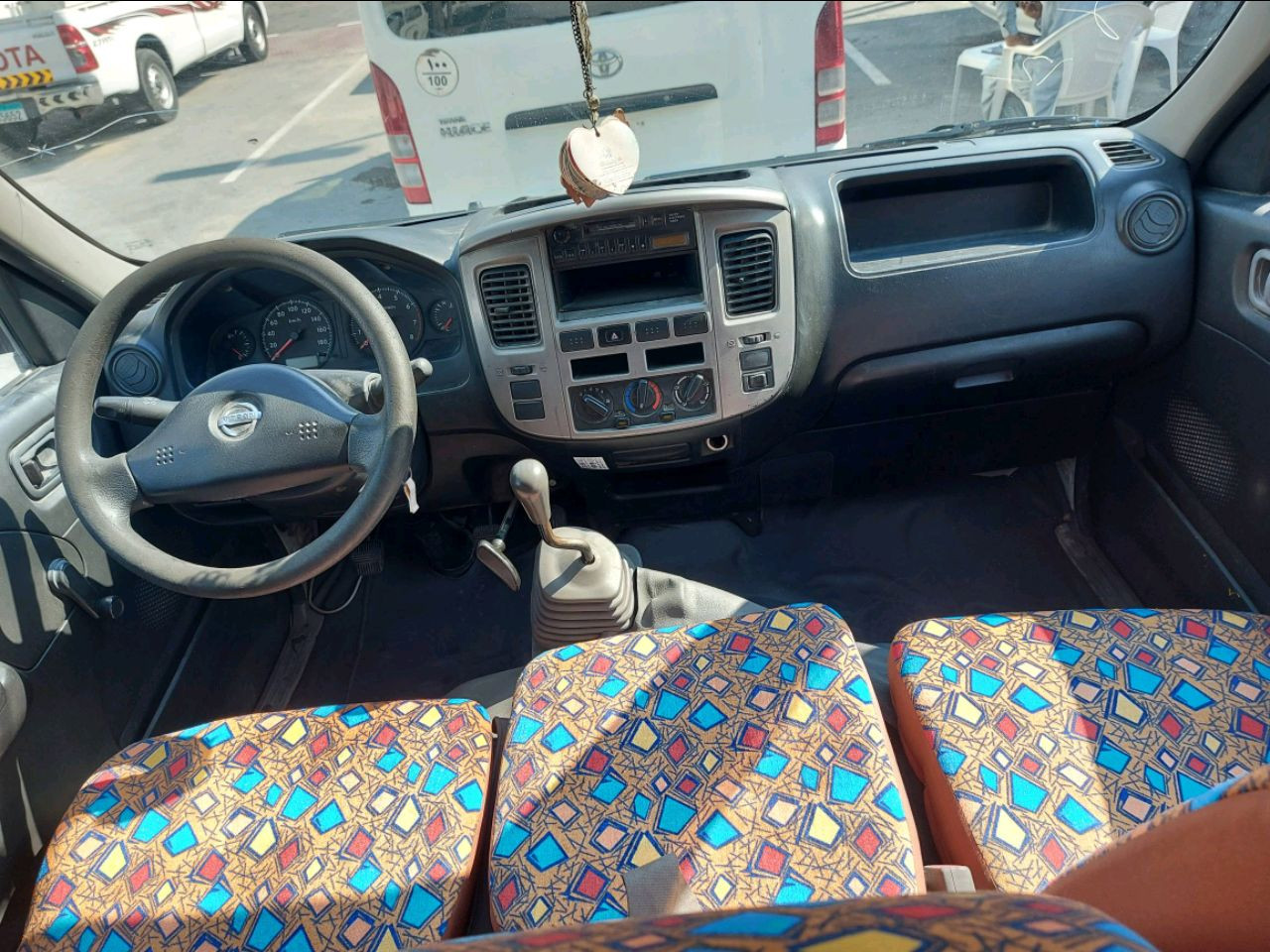 Nissan Urvan - Image 3