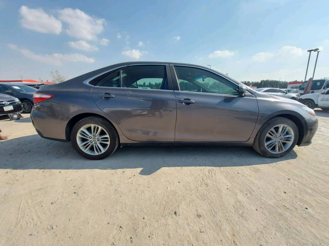 Toyota Camry - Image 3