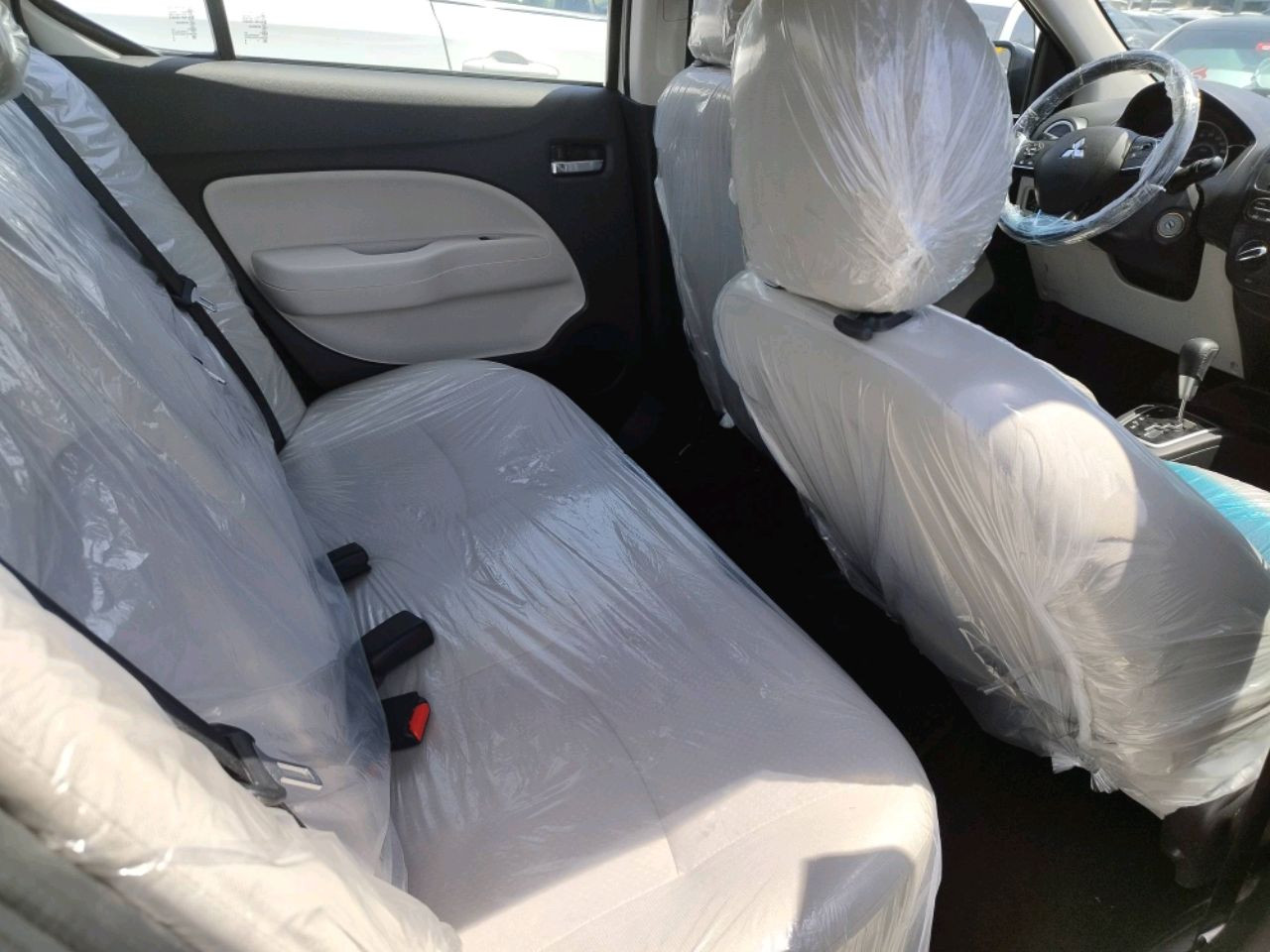 Mitsubishi Attrage - Image 7