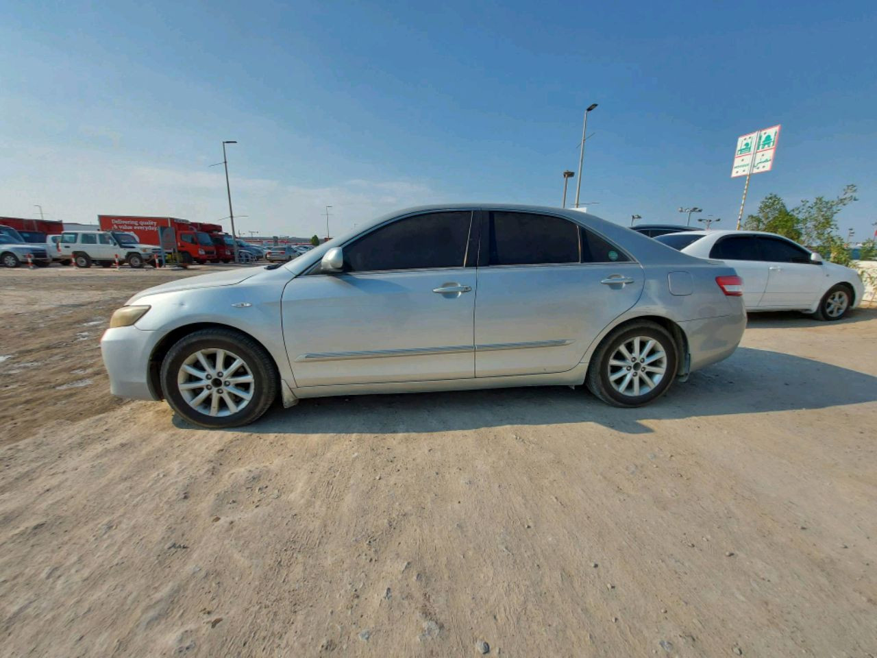 Toyota Camry - Image 4