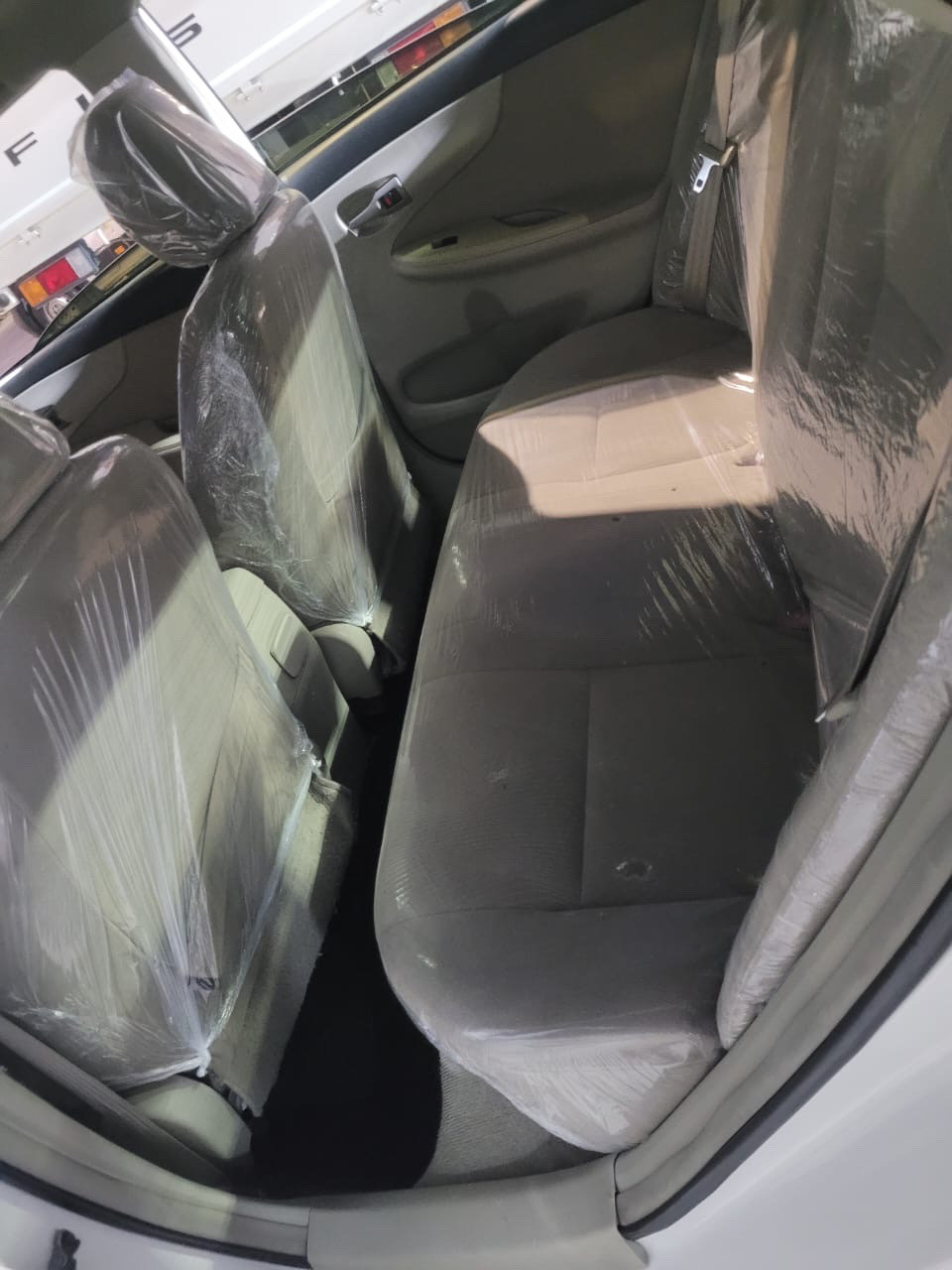 Toyota Corolla - Image 8