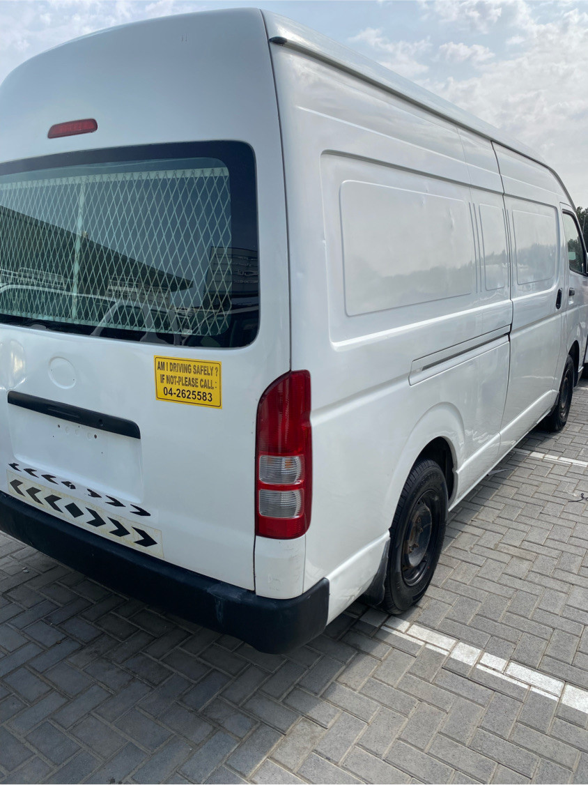 Toyota Hiace - Image 6
