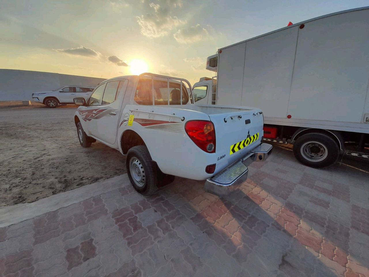 Mitsubishi L200 - Image 2